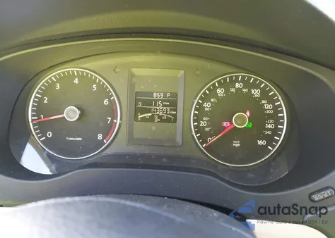 2014 Volkswagen Jetta 1.8T Se z USA, uszkodzony, nr VIN 3VWD07AJ2EM392837